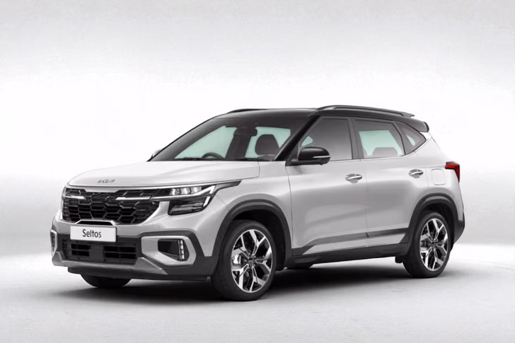 20251016094425_Kia_Seltos_Glacier_White_Pearl_Dual_tonee