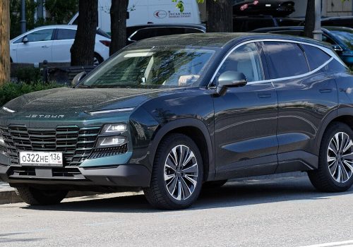 Moscow,_black_Jetour_Dashing,_April_2025_02